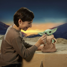 Star Wars The Mandalorian interaktive Actionfigur Galactic Snackin´ Grogu 23 cm 